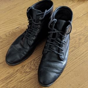 Black Leather Eastland Prairie Ankle Boots
